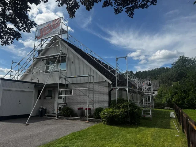 Efter regn kommer solsken. Vi fortsätter vår förberedelse inför startveckan. #jursla #åby #ställning